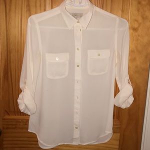 Beautiful roll tan sleeve blouse